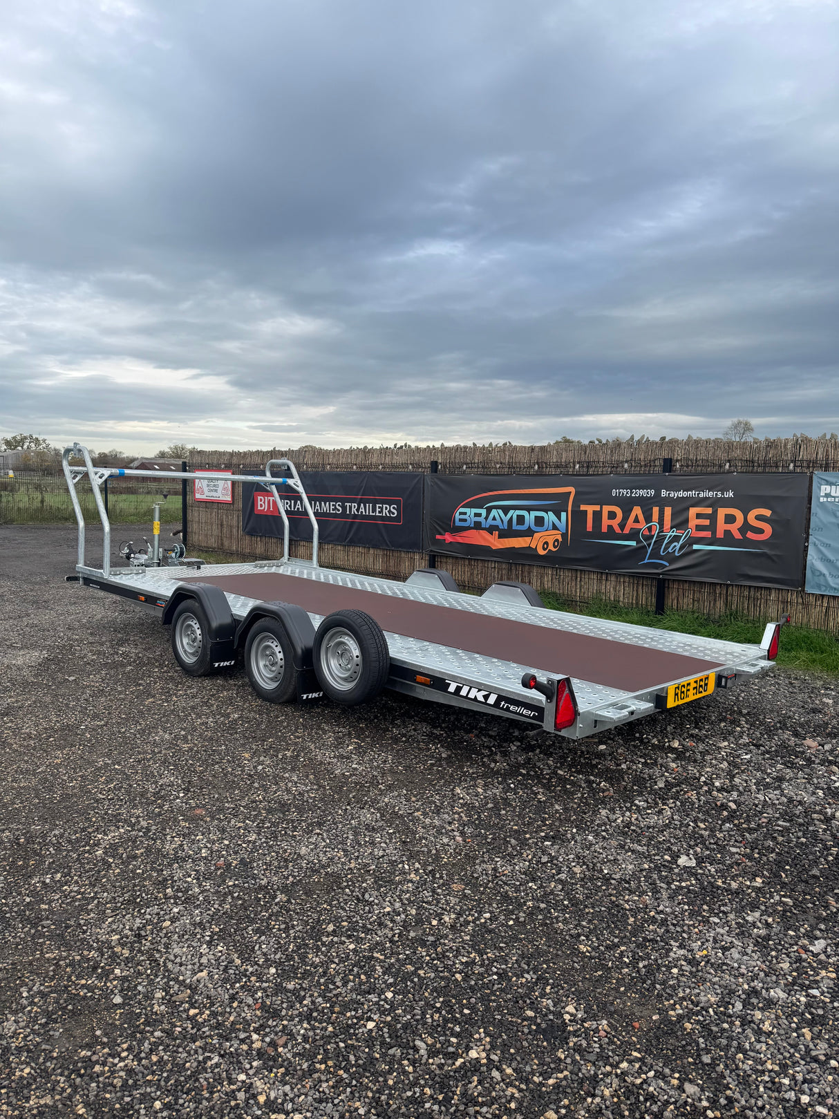 Tiki Auto 2850-DRB Car Transporter Trailer 5m x 2.09m 2850kg