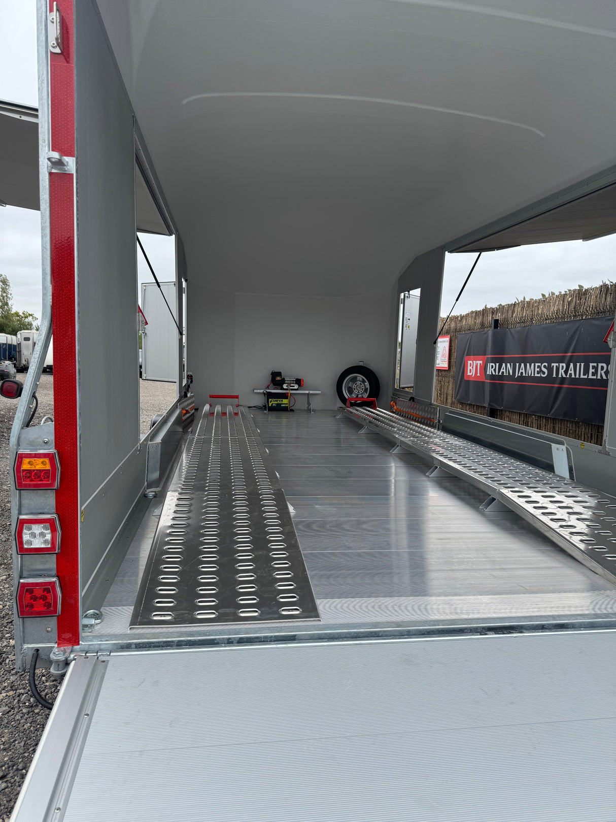 Debon Roadster C2000 Box Van Enclosed Car Transporter Trailer Grey