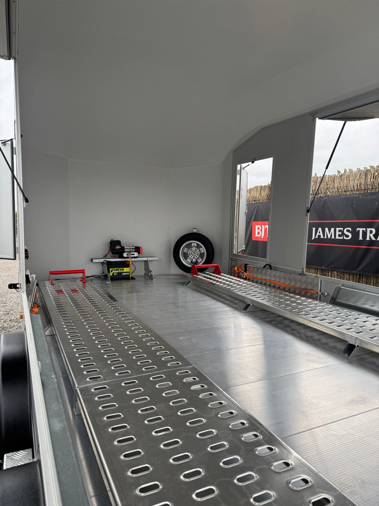 Debon Roadster C2000 Box Van Enclosed Car Transporter Trailer Grey
