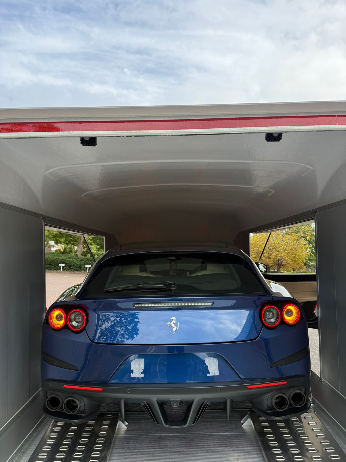 Debon Roadster C2000 Box Van Enclosed Car Transporter Trailer Grey