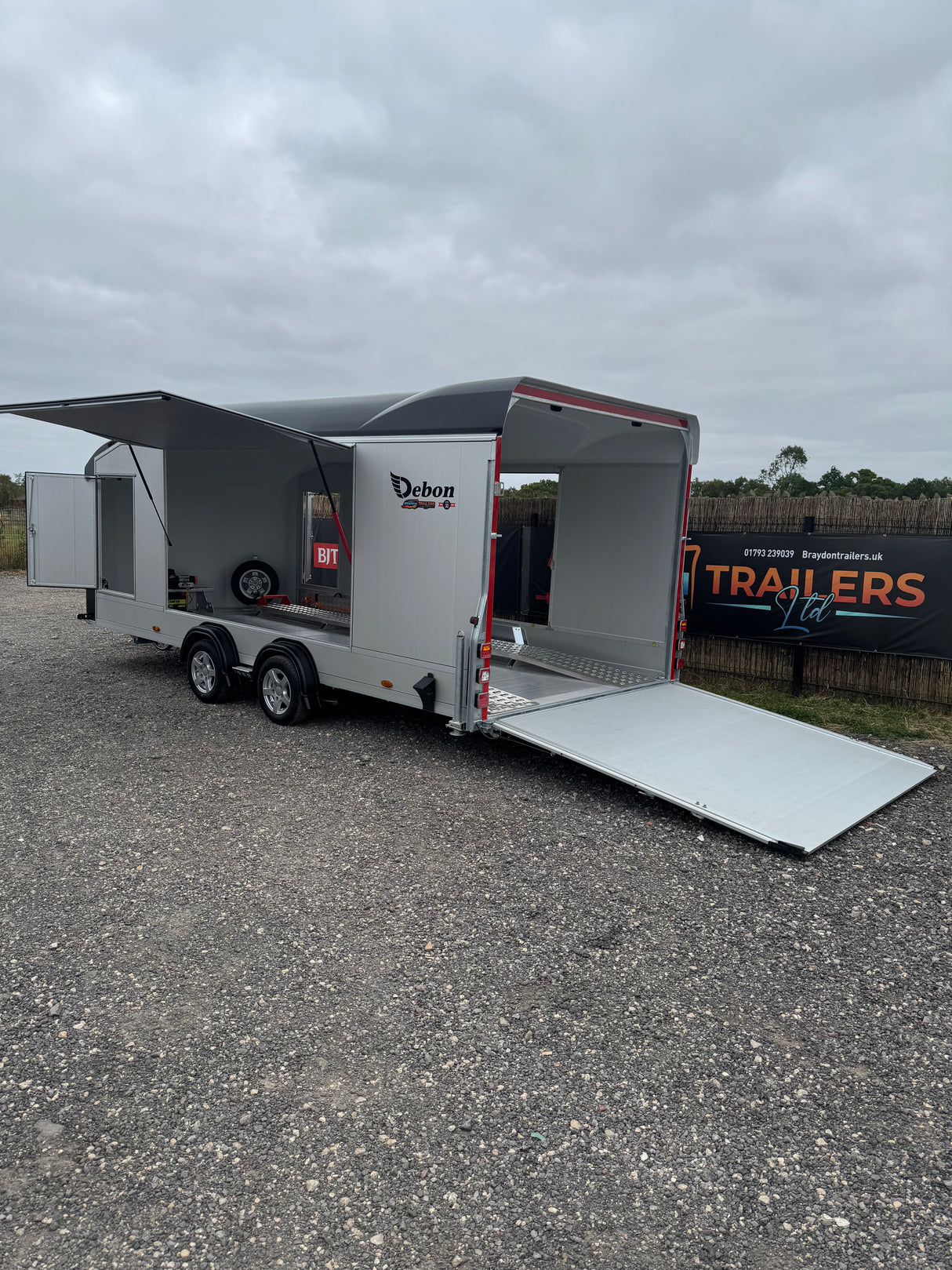Debon Roadster C2000 Box Van Enclosed Car Transporter Trailer Grey