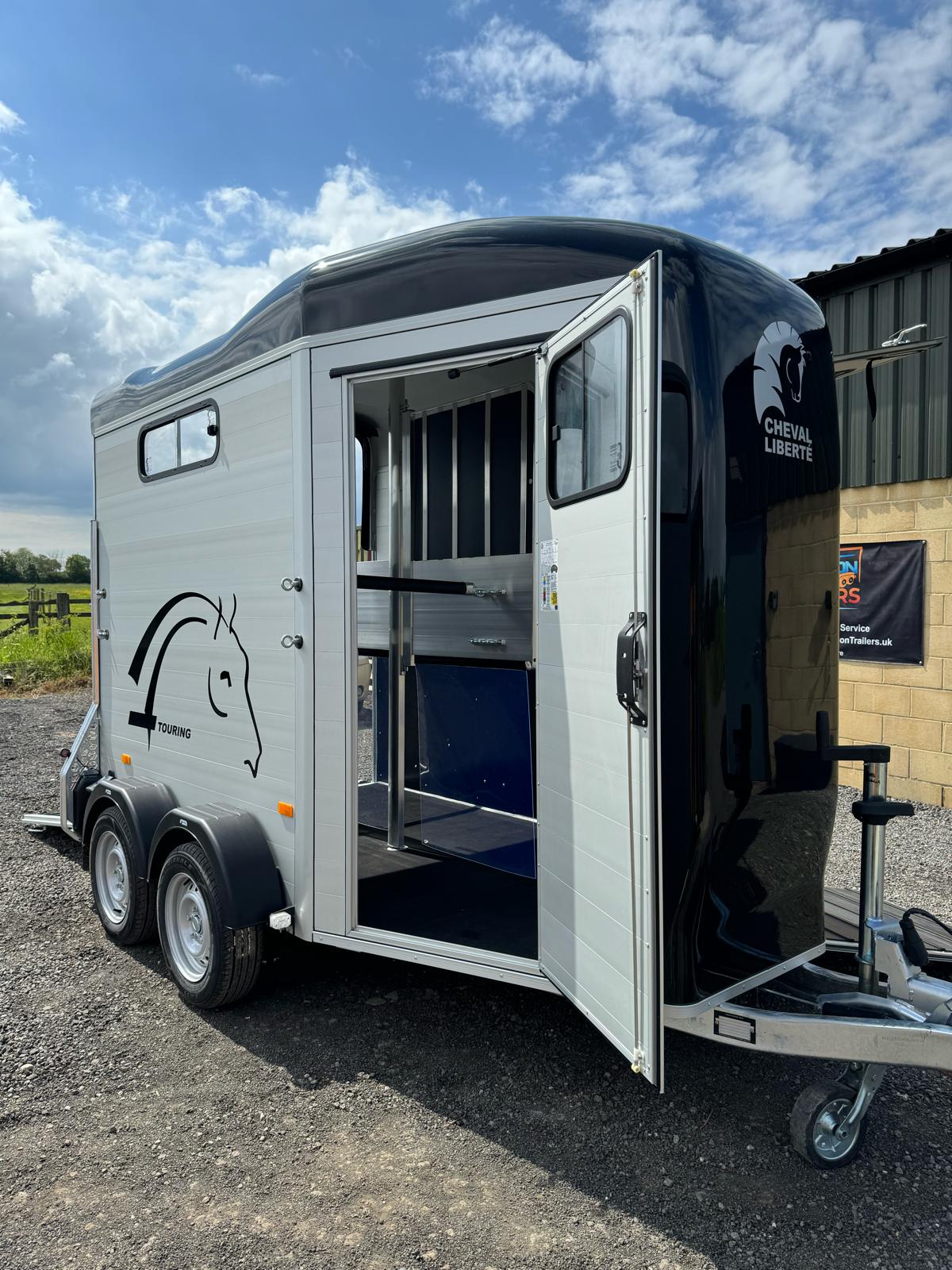 Cheval Liberte Touring Country with Tack Room 30th Anniversary Special Double Horse Box Trailer