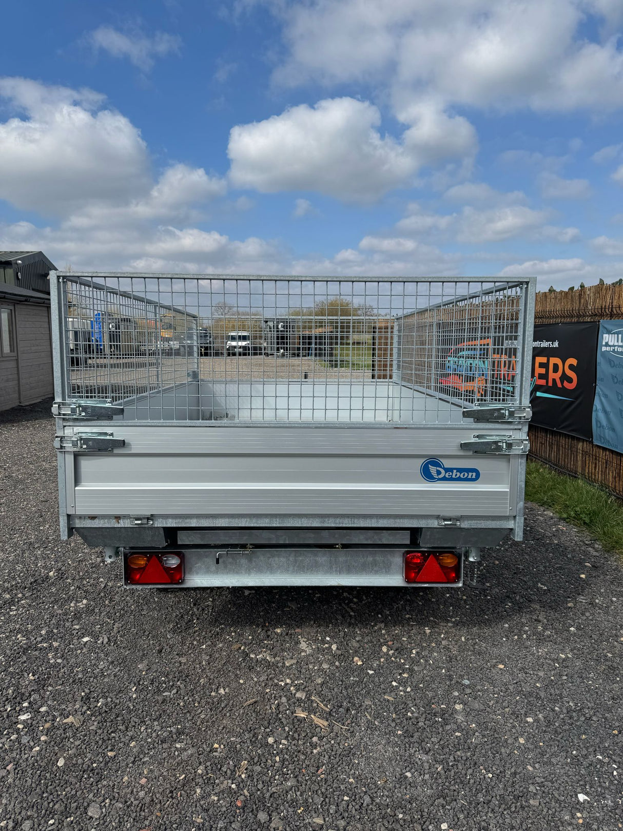 Debon Tipper Trailer PW2.4 Twin Axle 3 Way Electric Tip 2600kg 3.0m x 1.8m 10'x 6'