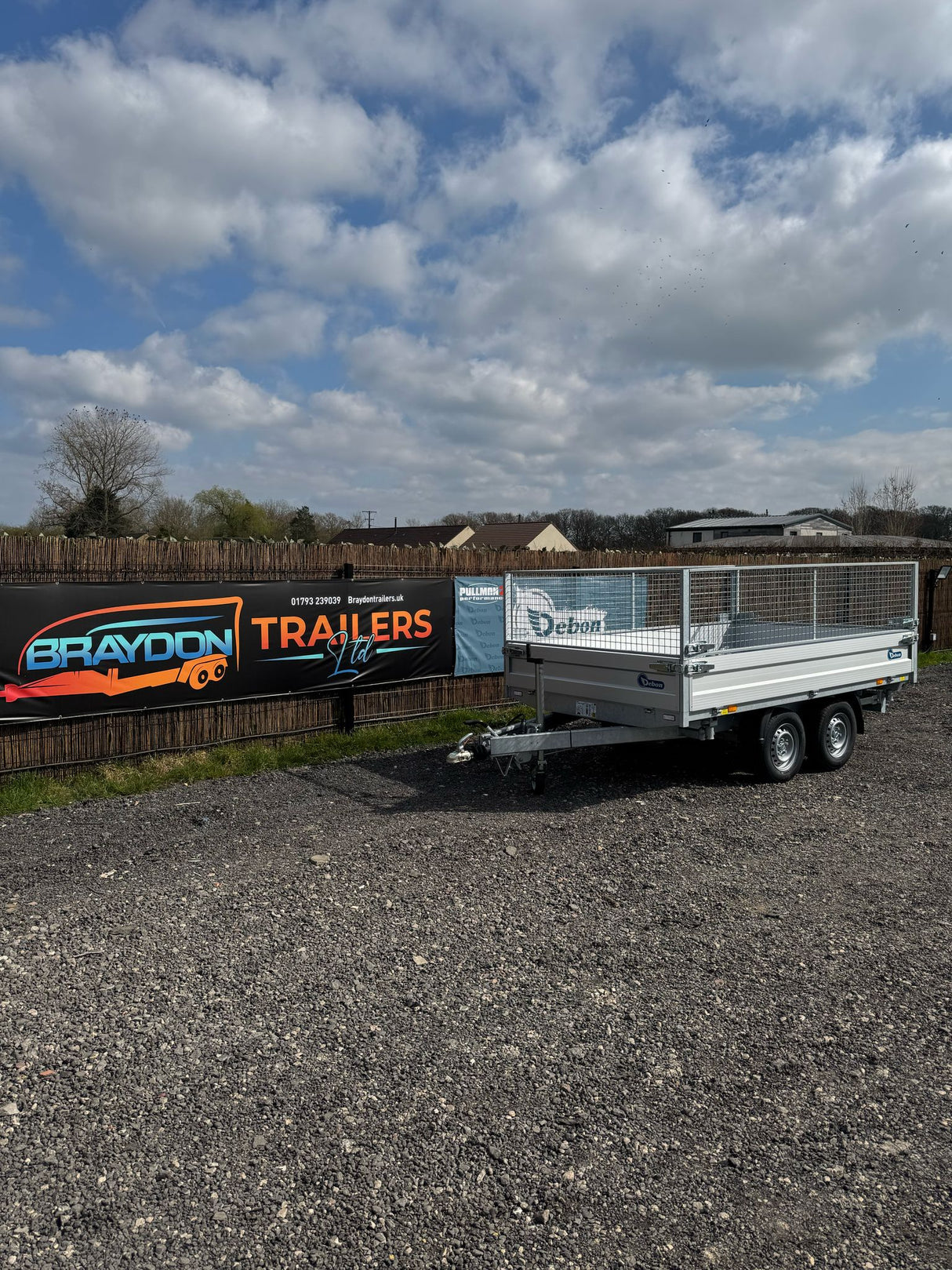 Debon Tipper Trailer PW2.4 Twin Axle 3 Way Electric Tip 2600kg 3.0m x 1.8m 10'x 6'