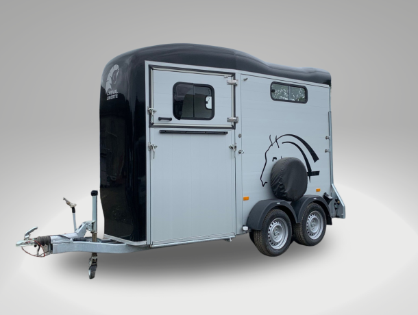 Cheval Liberte Touring One Single Horse Box Trailer Mare And Foal