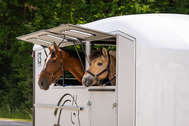 Cheval Liberte MAXI Living Iconic Diagonal Loading Large Horse Trailer Herringbone