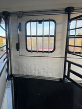 SOLD Cheval Liberte Maxi 4 Optimax Diagonal Loading Large Horse Trailer Herringbone With Tack Room