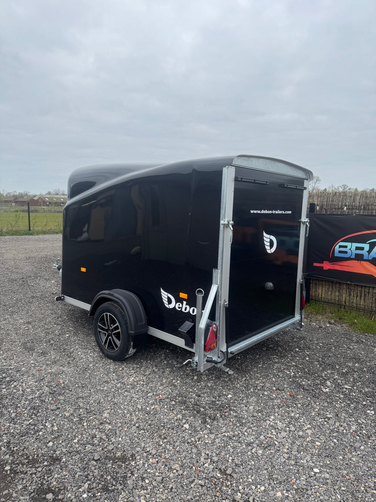 Debon Cargo 1300 Box Van Bike Trailer Polyester & Side Door