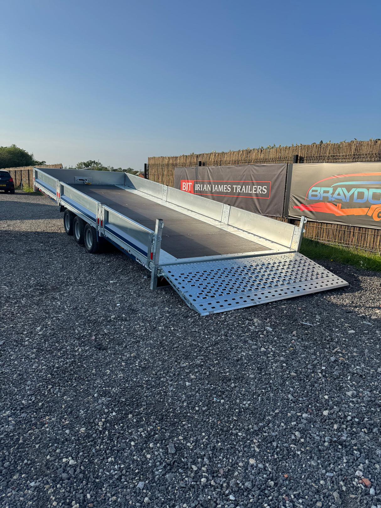 Brian James Connect Flatbed Trailer – 5.5m x 2.29m | 3.5T | Triple Axle | 10” Wheels 476-5522-35-3-10