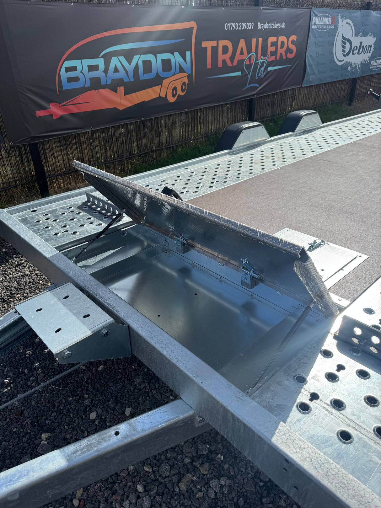 Tiki Auto 2850-DRB Car Transporter Trailer 5m x 2.09m 2850kg