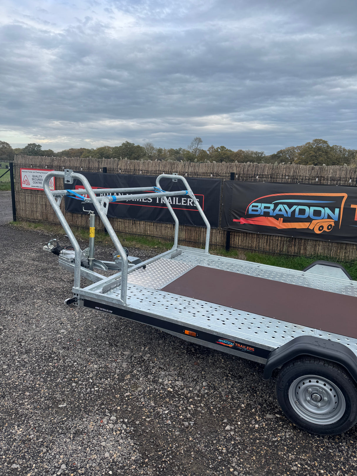 Tiki Auto 2850-DRB Car Transporter Trailer 5m x 2.09m 2850kg