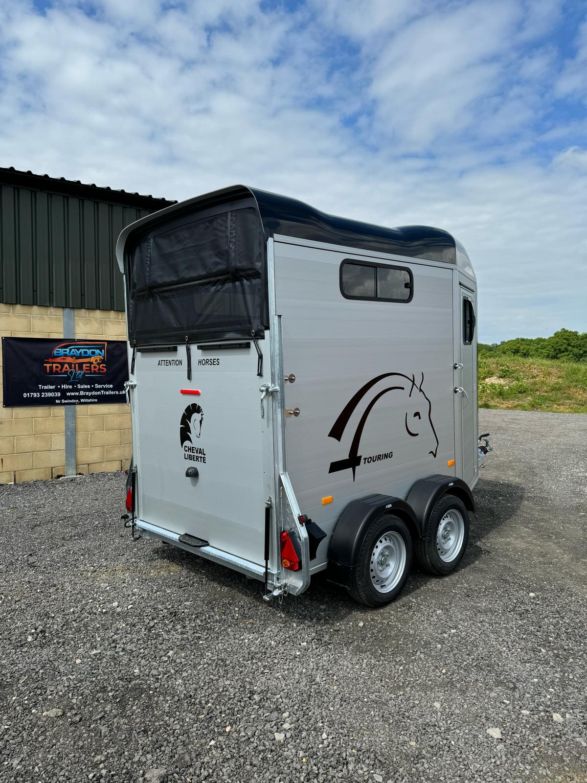 Cheval Liberte Touring Country with Tack Room 30th Anniversary Special Double Horse Box Trailer
