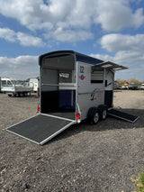 Cheval Liberte MAXI 2 Diagonal Loading Large Double Horse Trailer Herringbone With Built-in Tack Room