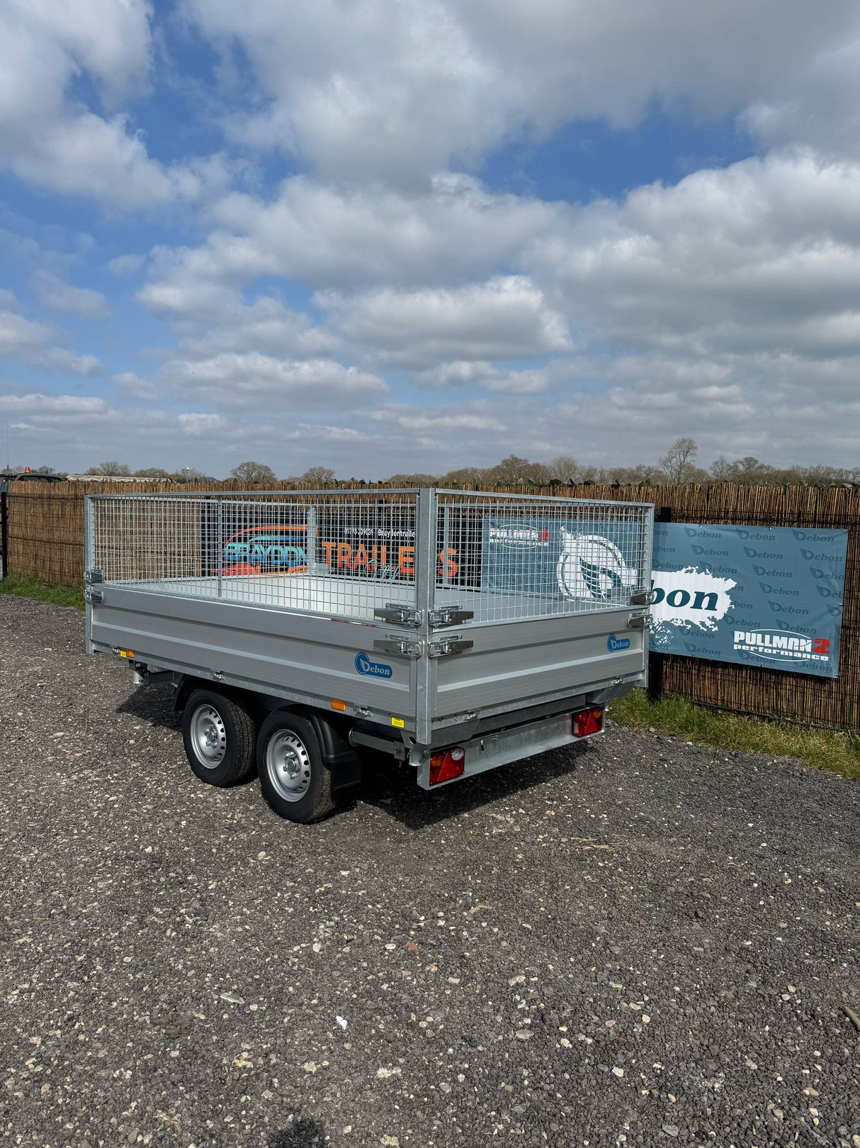 Debon Tipper Trailer PW2.4 Twin Axle 3 Way Electric Tip 2600kg 3.0m x 1.8m 10'x 6'