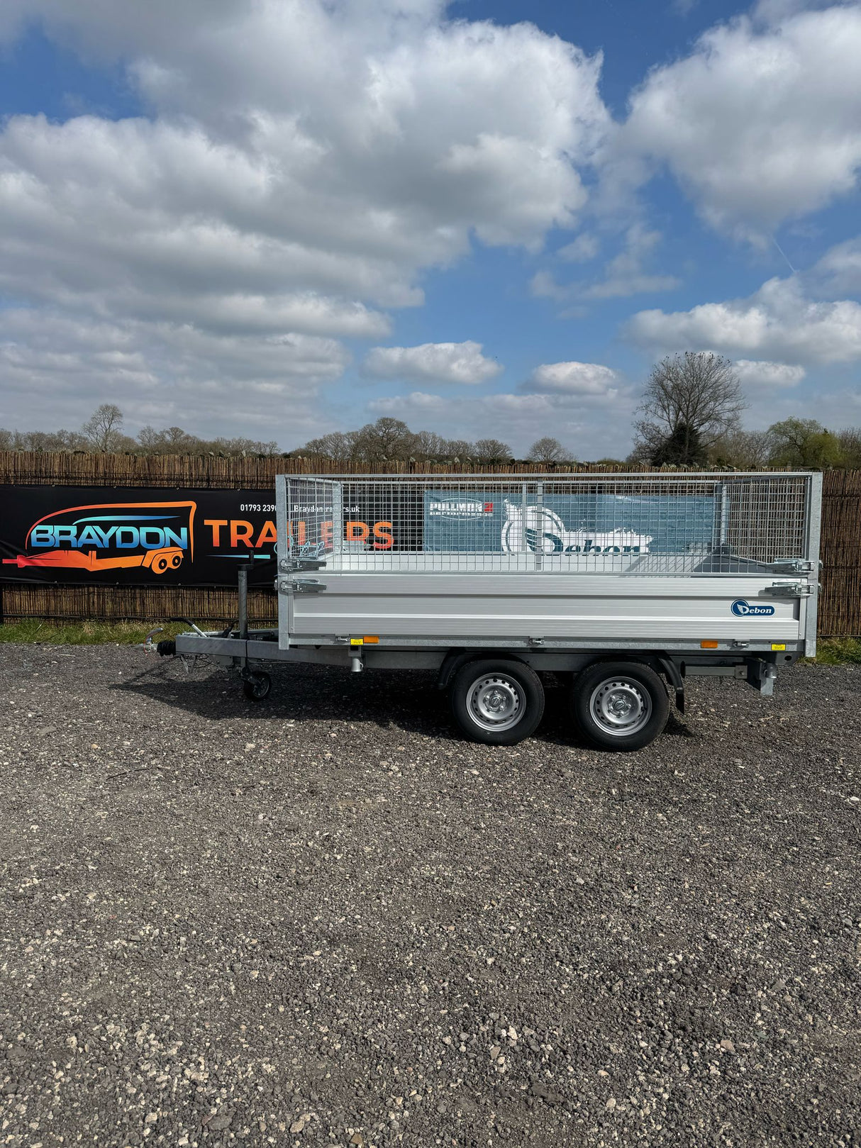 Debon Tipper Trailer PW2.4 Twin Axle 3 Way Electric Tip 2600kg 3.0m x 1.8m 10'x 6'
