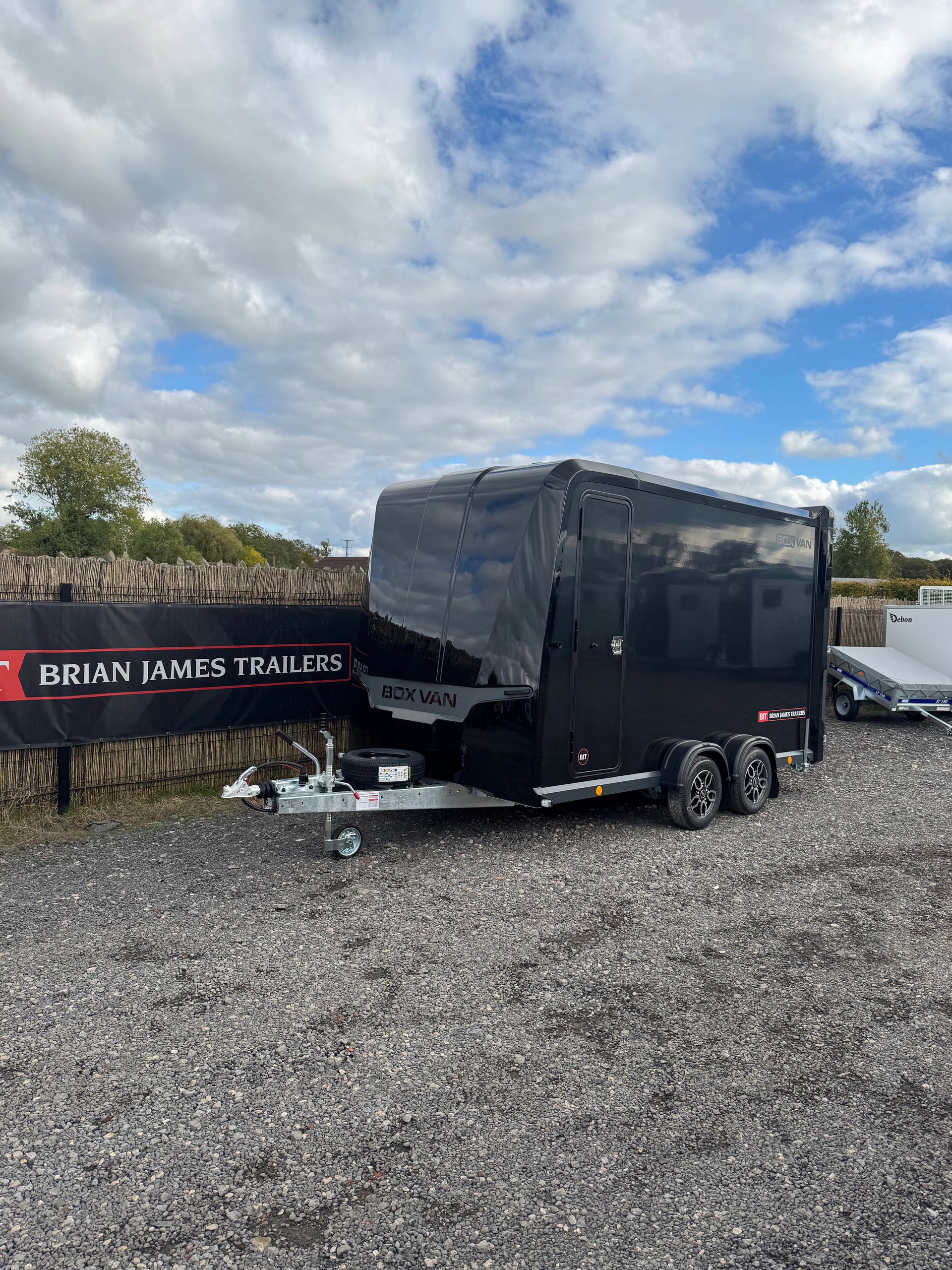 Brian James Box Van Trailer 600-3518-27-2-12-B 3.5m x 1.8m 2700 Kg