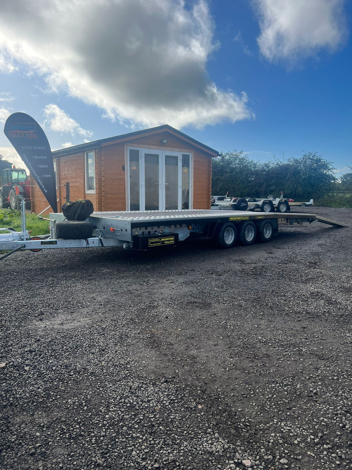 Woodford Auto Cruiser AC1835003 18’x7’3″ 5500 x 2220mm 3500kg Tilt Bed Car Transporter Trailer With Electric Winch