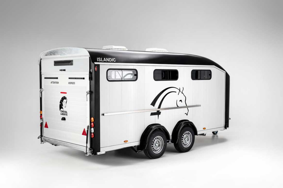 Cheval Liberte Islandic 5 or 6 Pony Herringbone Horse Trailer up to 14.2hh